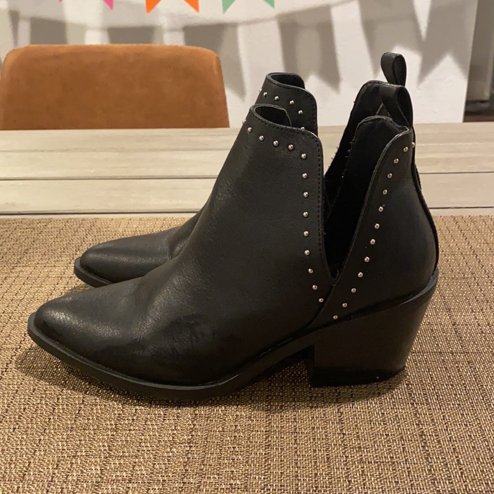 A New Day Target Booties Size 7